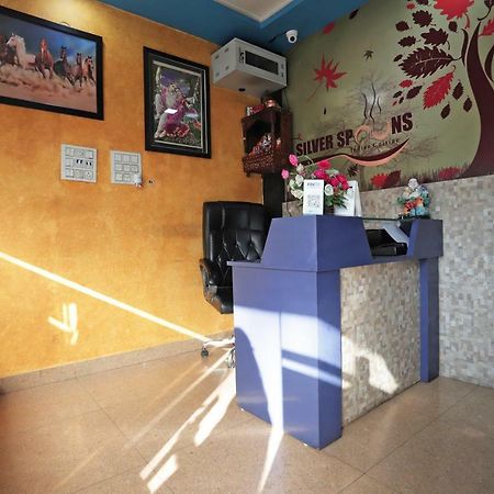 Oyo 38520 Hotel Silverspoon Roorkee Eksteriør billede