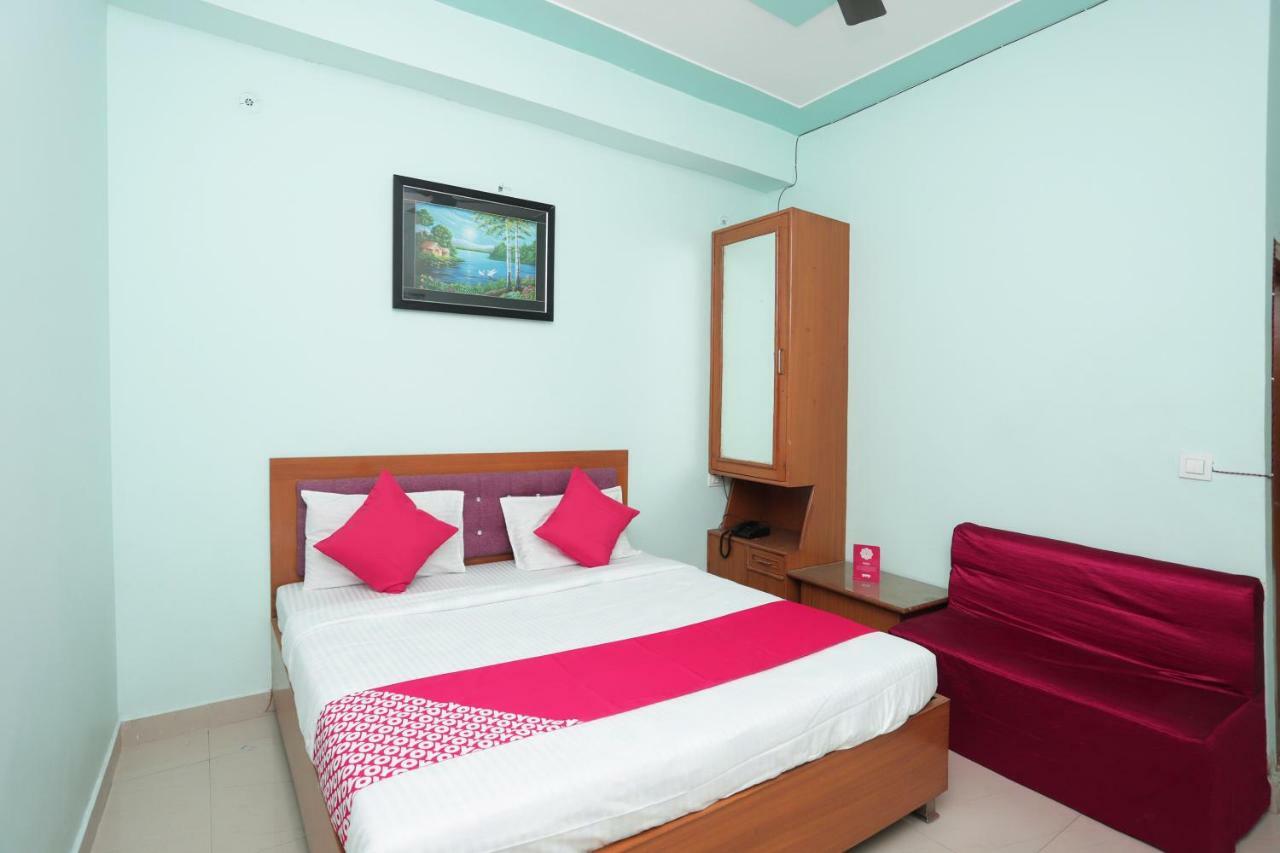 Oyo 38520 Hotel Silverspoon Roorkee Eksteriør billede