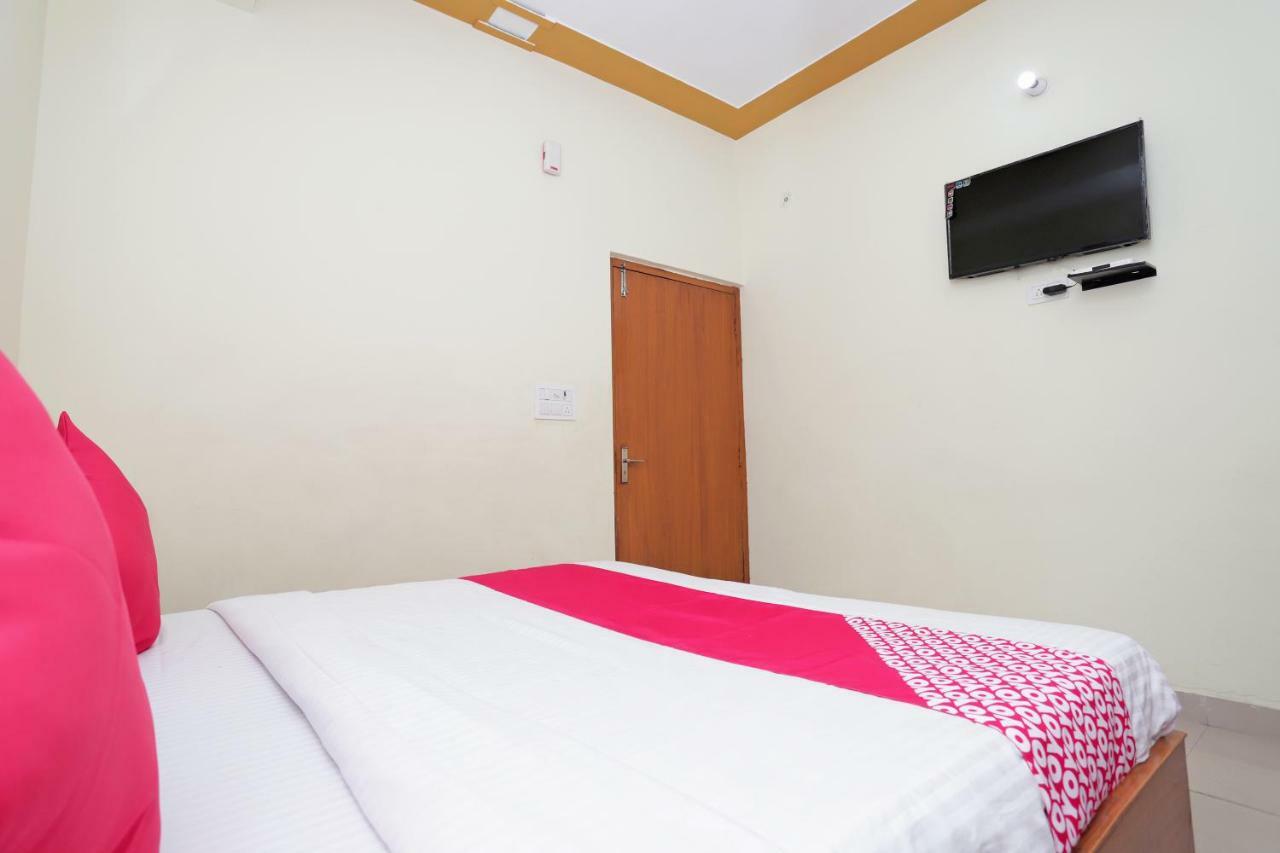Oyo 38520 Hotel Silverspoon Roorkee Eksteriør billede