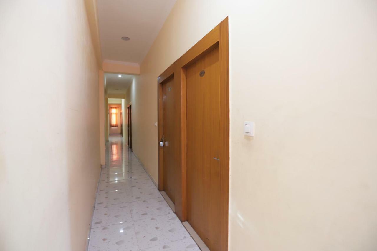 Oyo 38520 Hotel Silverspoon Roorkee Eksteriør billede